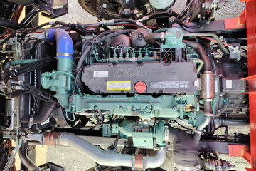 һ����� J6L�п� ����� 240���� 4X2 6.75�������ػ���(ƽ��)ͼƬ