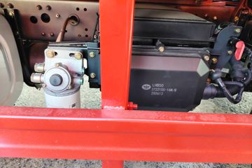 һ����� J6L�п� ����� 240���� 4X2 6.75�������ػ���(ƽ��)ͼƬ