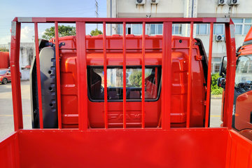 һ����� J6L�п� ����� 240���� 4X2 6.75�������ػ���(ƽ��)ͼƬ