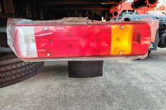 一汽解放 J6L中卡 经典版 240马力 4X2 6.75米栏板载货车(平顶) 一汽解放 J6L中卡 经典版 240马力 4X2 6.75米栏板载货车(平顶)