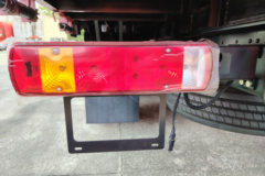 一汽解放 J6L中卡 经典版 240马力 4X2 6.75米栏板载货车(平顶) 一汽解放 J6L中卡 经典版 240马力 4X2 6.75米栏板载货车(平顶)