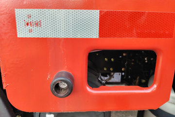 һ����� J6L�п� ����� 240���� 4X2 6.75�������ػ���(ƽ��)ͼƬ