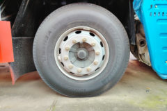 一汽解放J6G 领航版 7.8L柴油 360马力 6X2 一汽解放10档 全浮高顶 6.8米厢式载货车 一汽解放J6G 领航版 7.8L柴油 360马力 6X2 一汽解放10档 全浮高顶 6.8米厢式载货车