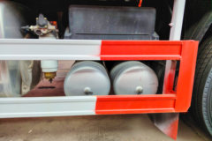 一汽解放J6G 领航版 7.8L柴油 360马力 6X2 一汽解放10档 全浮高顶 6.8米厢式载货车 一汽解放J6G 领航版 7.8L柴油 360马力 6X2 一汽解放10档 全浮高顶 6.8米厢式载货车