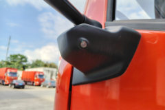 一汽解放 J6L 经典版 240马力 4X2 9.7米厢式载货车