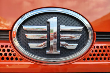 һ����� J6L ����� 240���� 4X2 9.7����ʽ�ػ���ͼƬ