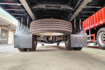 һ����� J6L ����� 240���� 4X2 9.7����ʽ�ػ���ͼƬ