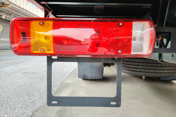 һ����� J6L ����� 240���� 4X2 9.7����ʽ�ػ���ͼƬ