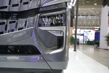 ������������HK 15.5L LNG 640���� 6X4 ��ʿ��12�� AMT�Զ��� ǣ����ͼƬ