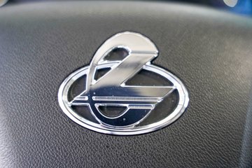 ������������HK 15.5L LNG 640���� 6X4 ��ʿ��12�� AMT�Զ��� ǣ����ͼƬ