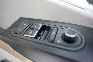 ������������HK 15.5L LNG 640���� 6X4 ��ʿ��12�� AMT�Զ��� ǣ����ͼƬ