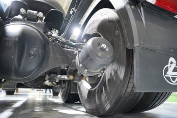 ������������HK 15.5L LNG 640���� 6X4 ��ʿ��12�� AMT�Զ��� ǣ����ͼƬ