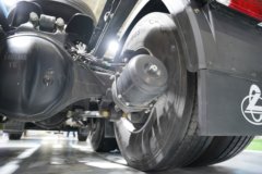 东风柳汽乘龙HK 15.5L LNG 640马力 6X4 法士特12档 AMT自动档 牵引车