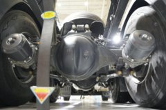 东风柳汽乘龙HK 15.5L LNG 640马力 6X4 法士特12档 AMT自动档 牵引车