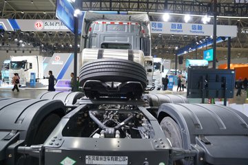 ������������HK 15.5L LNG 640���� 6X4 ��ʿ��12�� AMT�Զ��� ǣ����ͼƬ