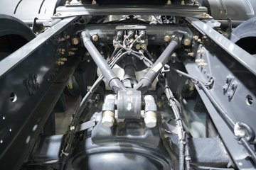 ������������HK 15.5L LNG 640���� 6X4 ��ʿ��12�� AMT�Զ��� ǣ����ͼƬ