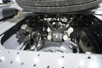 ������������HK 15.5L LNG 640���� 6X4 ��ʿ��12�� AMT�Զ��� ǣ����ͼƬ