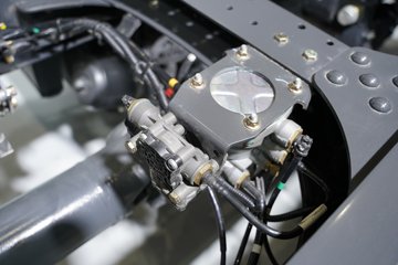 ������������HK 15.5L LNG 640���� 6X4 ��ʿ��12�� AMT�Զ��� ǣ����ͼƬ