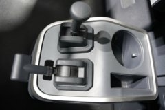 东风天龙旗舰KX 嵘耀版 15.5L LNG 630马力 6X4 法士特16档 AMT自动档 牵引车