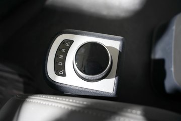 ���������콢KX ��ҫ�� 15.5L LNG 630���� 6X4 ��ʿ��16�� AMT�Զ��� ǣ����ͼƬ