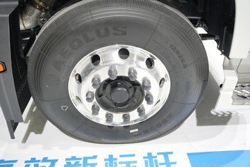 ���������콢KX ��ҫ�� 15.5L LNG 630���� 6X4 ��ʿ��16�� AMT�Զ��� ǣ����ͼƬ