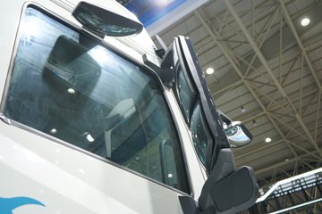 ���������콢GX 14.5L LNG 630���� 6X4 ����12�� AMT�Զ���ǣ����ͼƬ