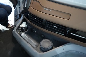 ���������콢GX 14.5L LNG 630���� 6X4 ����12�� AMT�Զ���ǣ����ͼƬ