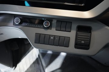 ���������콢GX 14.5L LNG 630���� 6X4 ����12�� AMT�Զ���ǣ����ͼƬ