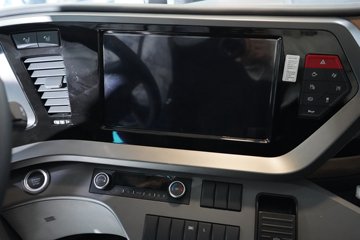 ���������콢GX 14.5L LNG 630���� 6X4 ����12�� AMT�Զ���ǣ����ͼƬ