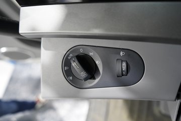 ���������콢GX 14.5L LNG 630���� 6X4 ����12�� AMT�Զ���ǣ����ͼƬ