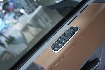 ���������콢GX 14.5L LNG 630���� 6X4 ����12�� AMT�Զ���ǣ����ͼƬ