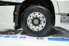 东风天龙旗舰GX 14.5L LNG 630马力 6X4 伊顿12档 AMT自动档牵引车 东风天龙旗舰GX 14.5L LNG 630马力 6X4 伊顿12档 AMT自动档牵引车