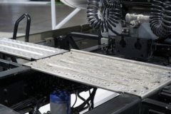 东风天龙旗舰GX 14.5L LNG 630马力 6X4 伊顿12档 AMT自动档牵引车 东风天龙旗舰GX 14.5L LNG 630马力 6X4 伊顿12档 AMT自动档牵引车