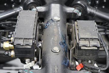 ���������콢GX 14.5L LNG 630���� 6X4 ����12�� AMT�Զ���ǣ����ͼƬ