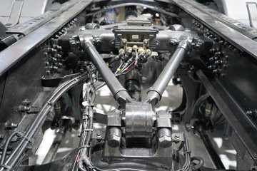 ���������콢GX 14.5L LNG 630���� 6X4 ����12�� AMT�Զ���ǣ����ͼƬ