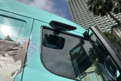 零一汽车 惊蛰 复合版 6X4 纯电动牵引车 武汉弗迪603.34kWh