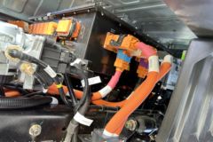 零一汽车 惊蛰 复合版 6X4 纯电动牵引车 武汉弗迪603.34kWh