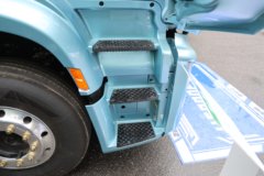 陕汽德龙H6000E 6X4 纯电动牵引车 宁德时代512.59kWh