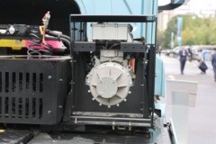 陕汽德龙H6000E 6X4 纯电动牵引车 宁德时代512.59kWh