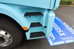 陕汽德龙X5000E 复合版 6X4 纯电动牵引车 宁德时代600.92kWh 陕汽德龙X5000E 复合版 6X4 纯电动牵引车 宁德时代600.92kWh