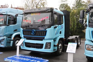 陕汽德龙X5000E 复合版 6X4 纯电动牵引车 宁德时代600.92kWh