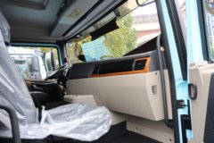 陕汽德龙X5000E 复合版 6X4 纯电动牵引车 宁德时代600.92kWh 陕汽德龙X5000E 复合版 6X4 纯电动牵引车 宁德时代600.92kWh