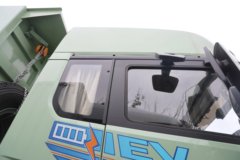 陕汽德龙X5000E 8X4 8.8米纯电动自卸车 宁德时代400.61kWh