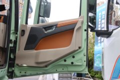 陕汽德龙X5000E 8X4 8.8米纯电动自卸车 宁德时代400.61kWh