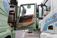 陕汽德龙X5000E 8X4 8.8米纯电动自卸车 宁德时代400.61kWh