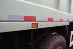 陕汽德龙X5000E 8X4 8.8米纯电动自卸车 宁德时代400.61kWh