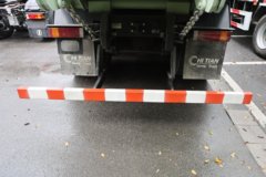 陕汽德龙X5000E 8X4 8.8米纯电动自卸车 宁德时代400.61kWh