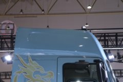 东风柳汽乘龙翼威5 6X4 纯电动牵引车 宁德时代400.61kWh