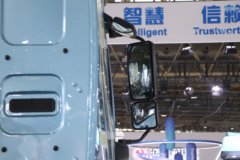 东风柳汽乘龙翼威5 6X4 纯电动牵引车 宁德时代400.61kWh