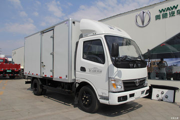 飞碟奥驰 V2系列 150马力 3.8米排半厢式轻卡